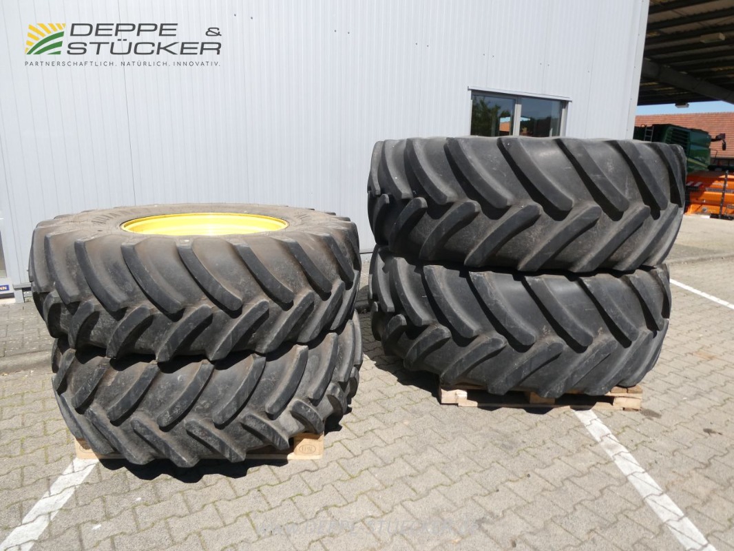 John Deere für Feldhäcksler: VF710/70R42 + 500/85R30 gebraucht Baujahr 2023 – Produktbild 3