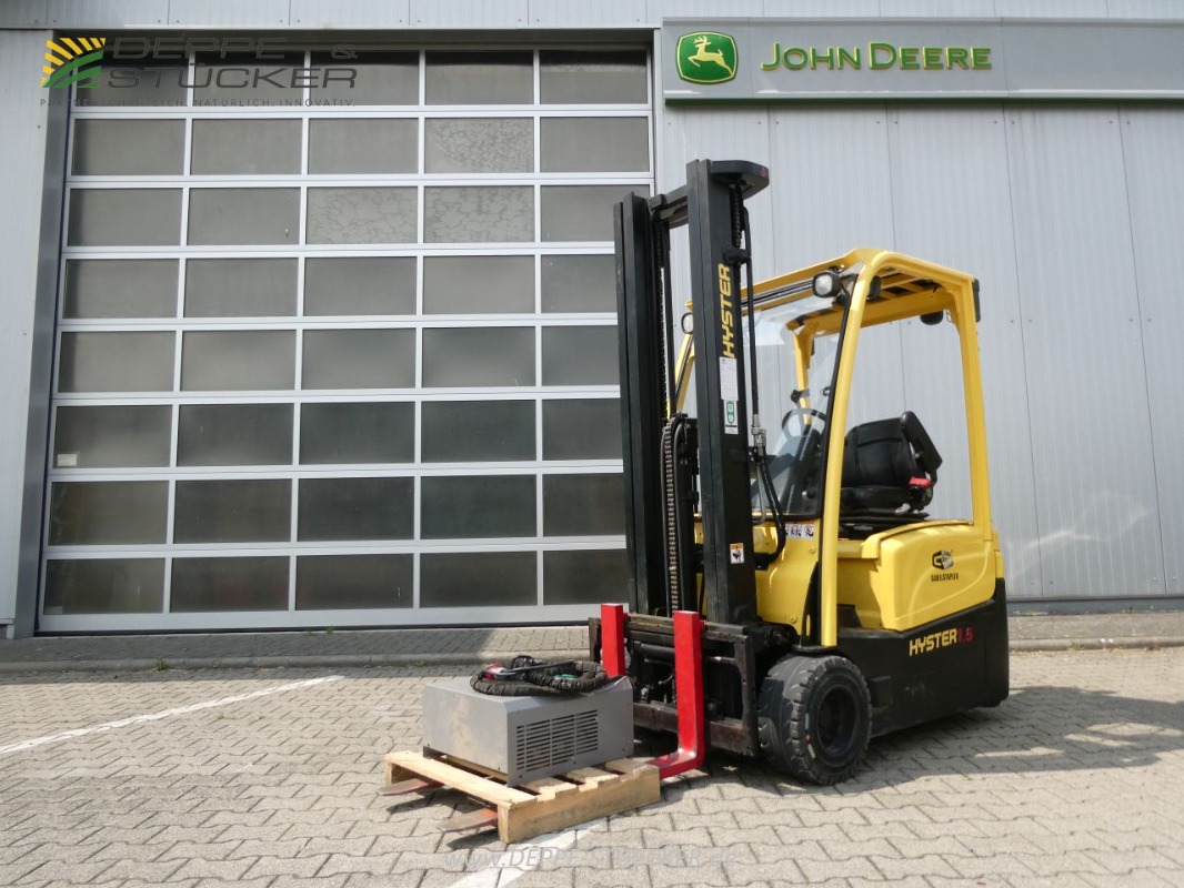 Hyster J1.50XNT SWB Elektro-Dreiradstapler gebraucht Baujahr 2018 – Produktbild 3