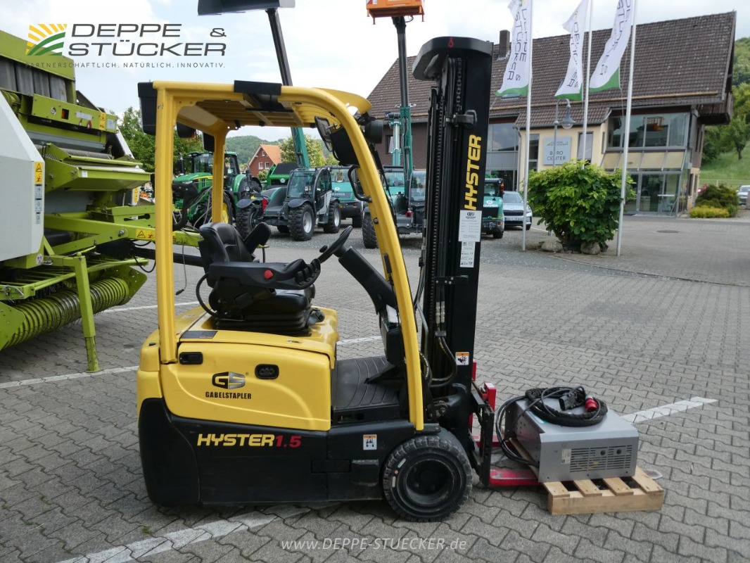 Hyster J1.50XNT SWB Elektro-Dreiradstapler gebraucht Baujahr 2018 – Produktbild 6