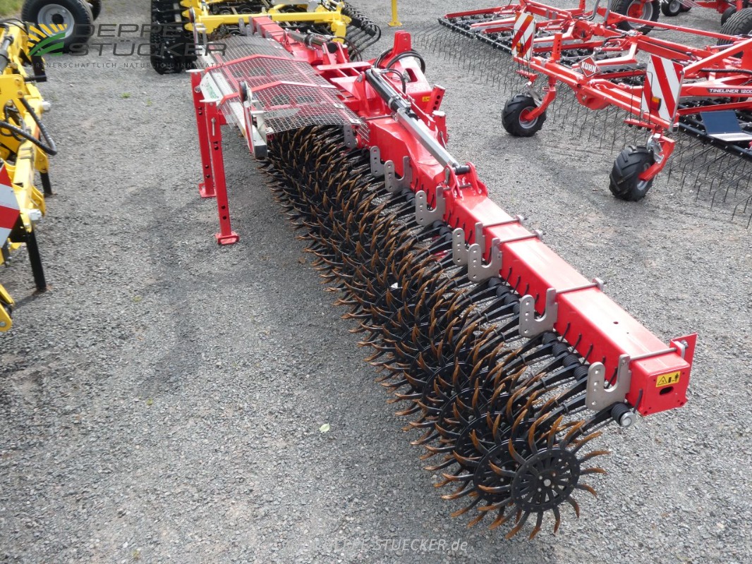 Pöttinger Rotocare V 8000 Rollhacke gebraucht Baujahr 2023 – Produktbild 5