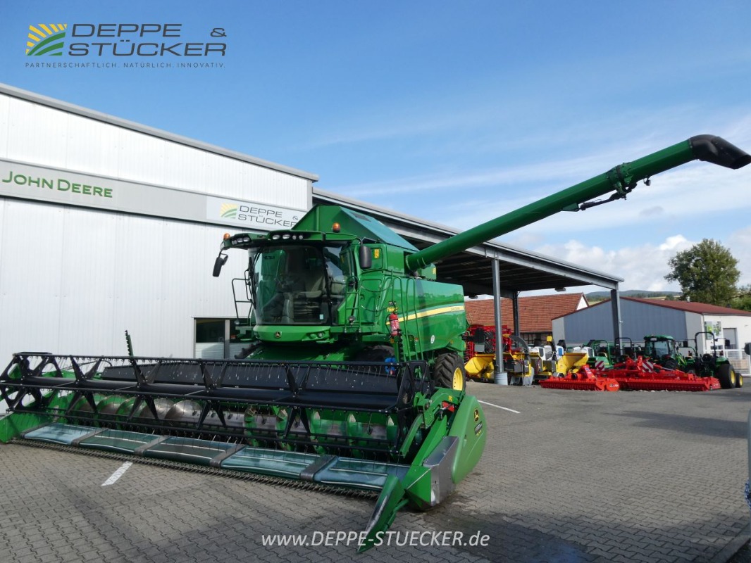 John Deere T660