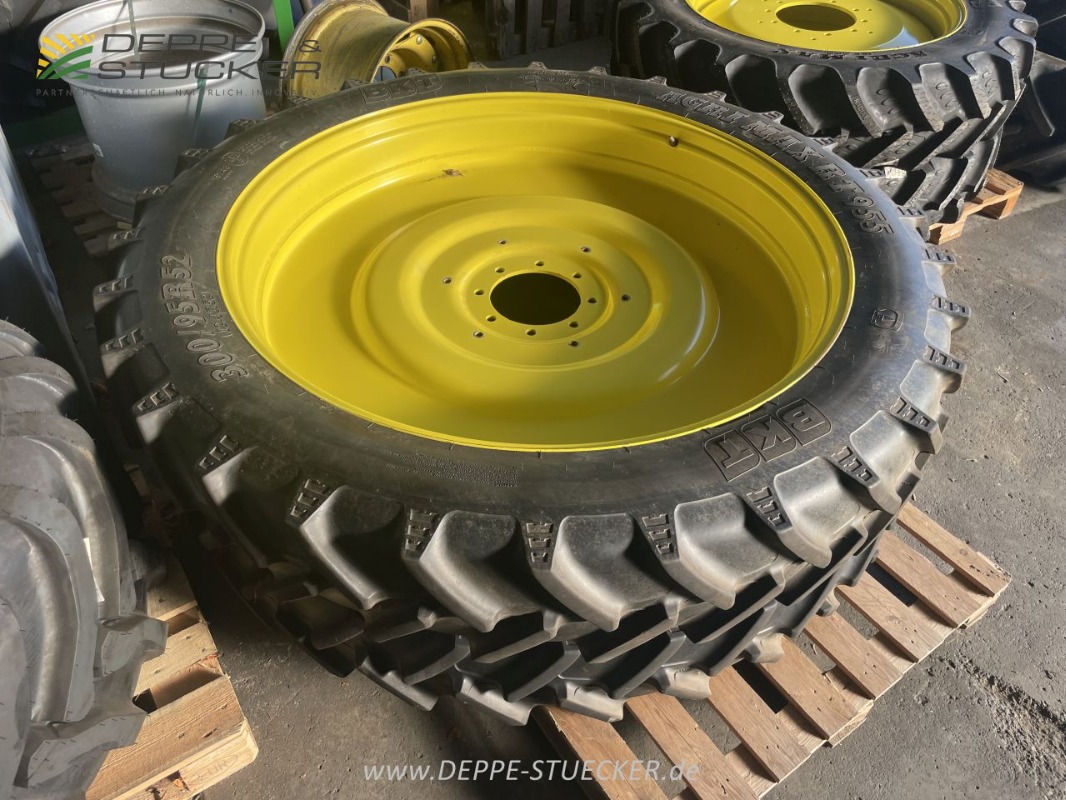 BKT Agrimax 320/85 R36 / 300/95 R52 gebraucht – Produktbild 6