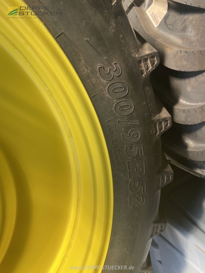 BKT Agrimax 320/85 R36 / 300/95 R52 gebraucht – Produktbild 7
