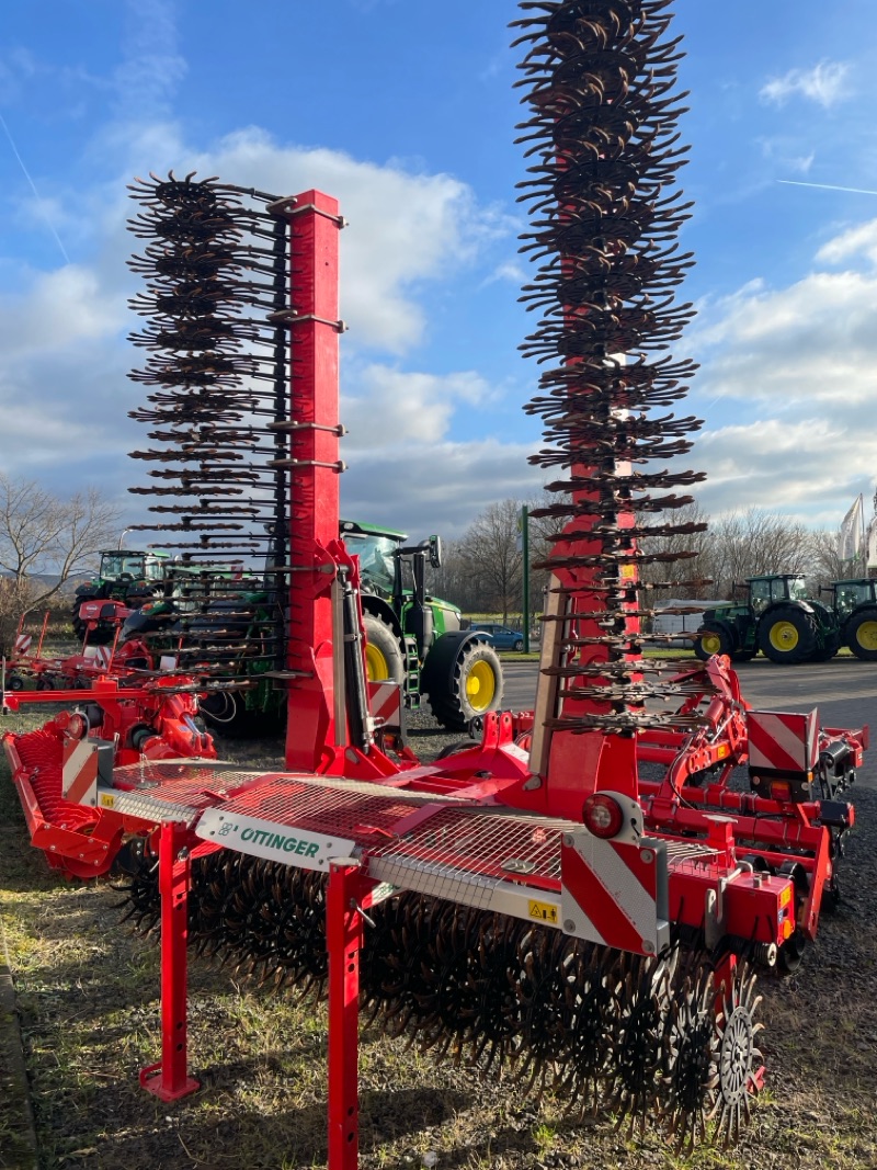 Pöttinger Rotocare v8000 gebraucht Baujahr 2023 – Produktbild 3
