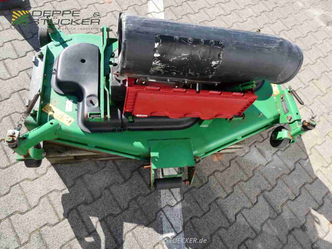 John Deere 60 inch Mähwerk gebraucht Baujahr 2002 – Produktbild 1
