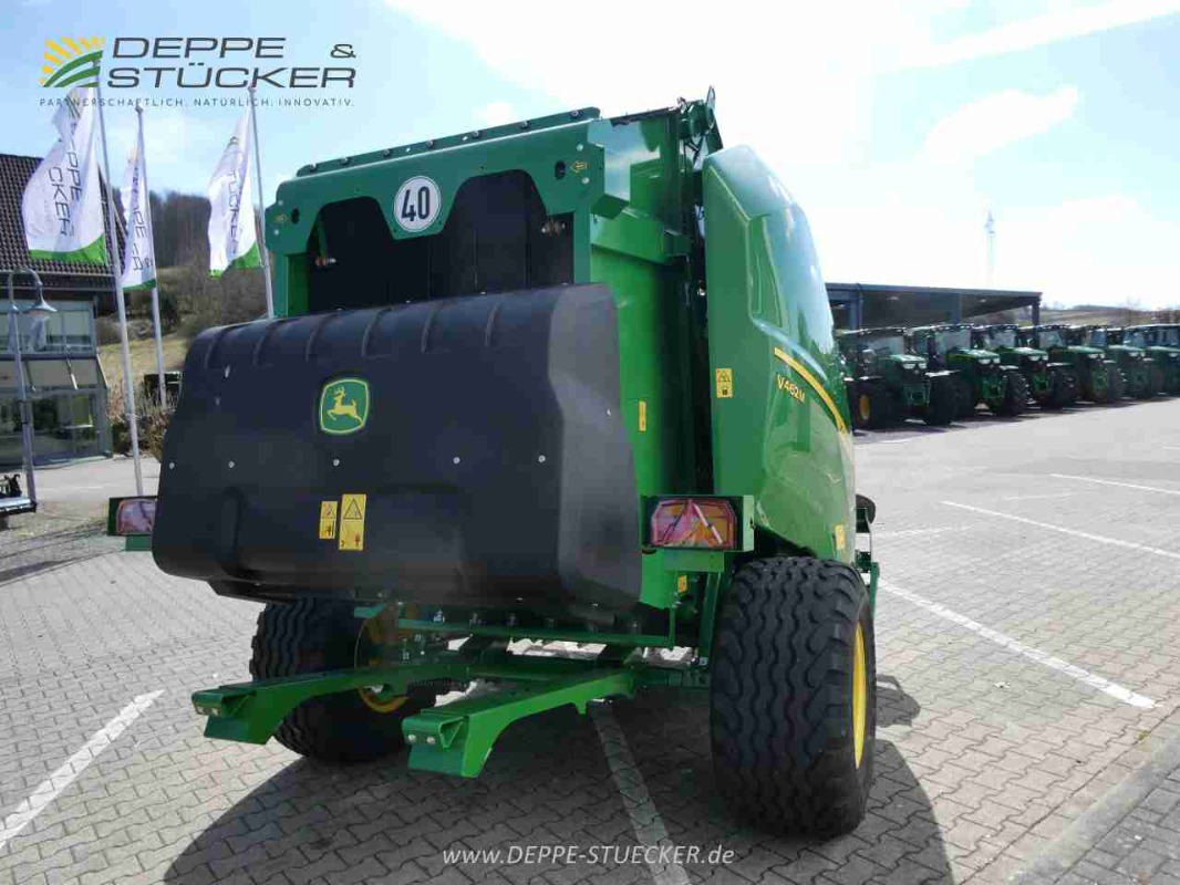 John Deere V462M mit Variabler Kammer gebraucht Baujahr 2025 – Produktbild 7