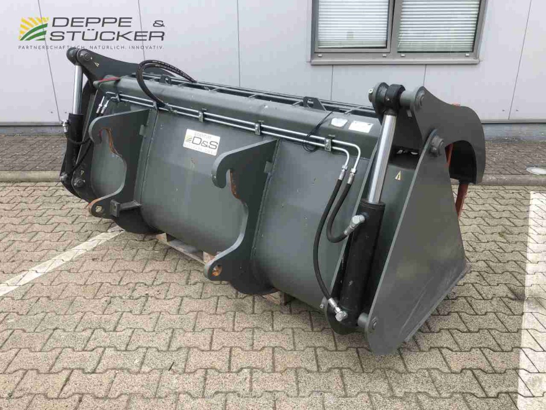 Kramer Greifschaufel 2400 gebraucht Baujahr 2023 – Produktbild 4