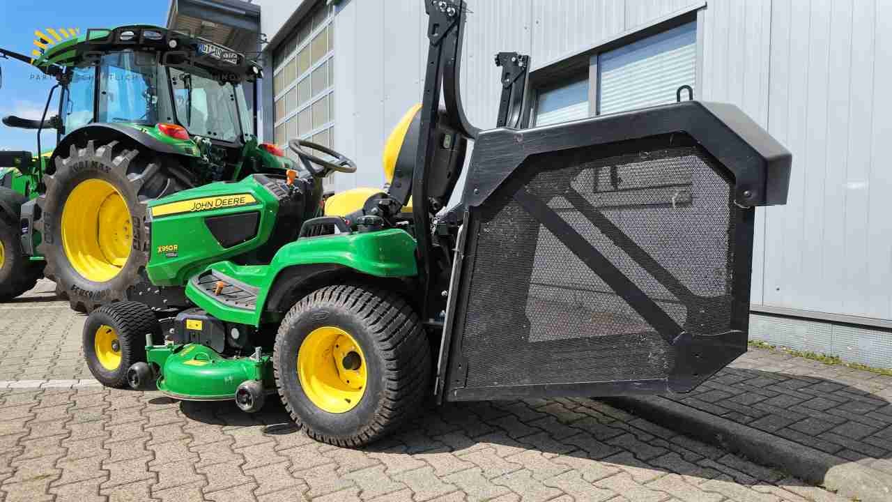 John Deere X950R mit 1,37m Schnittbreite gebraucht Baujahr 2023 – Produktbild 3