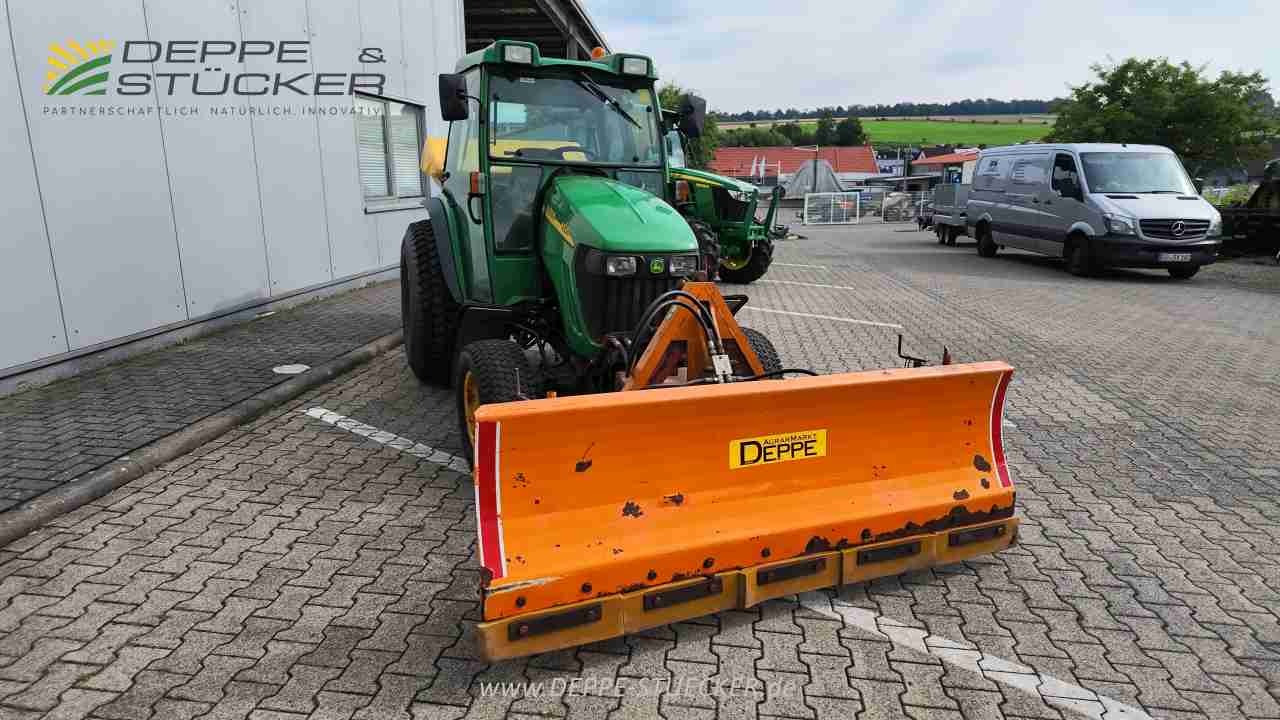John Deere 4520 mit Anbaugeräten gebraucht Baujahr 2005 – Produktbild 7