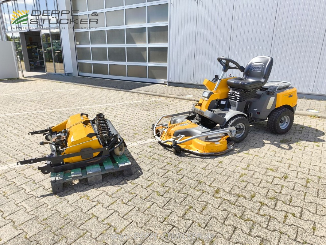 Stiga Park Pro 740 IQX mit Mulcher/Vertikutierer gebraucht Baujahr 2016 – Produktbild 1